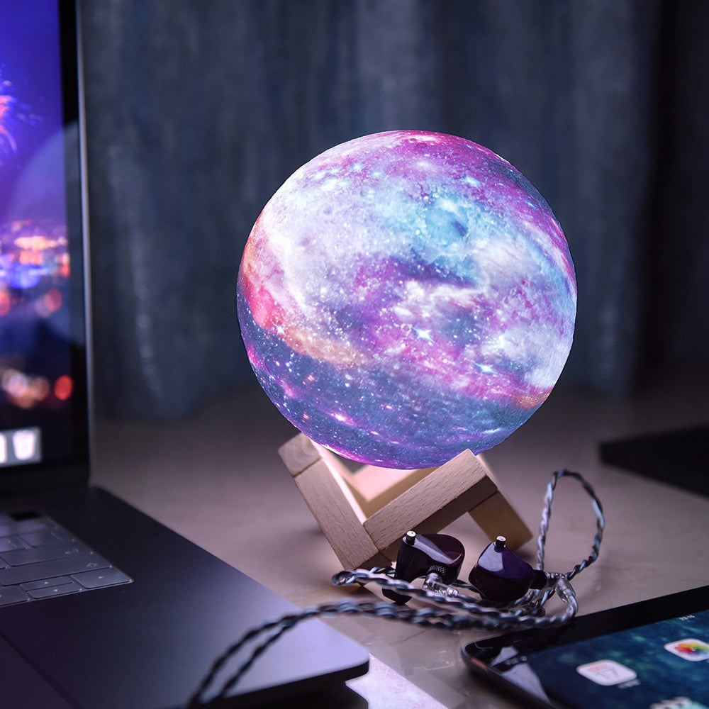 Lampa de veghe in forma de luna cu stele 3D Moon Light, alimentare baterii, stand din lemn inclus, 14 cm, Flippy-3