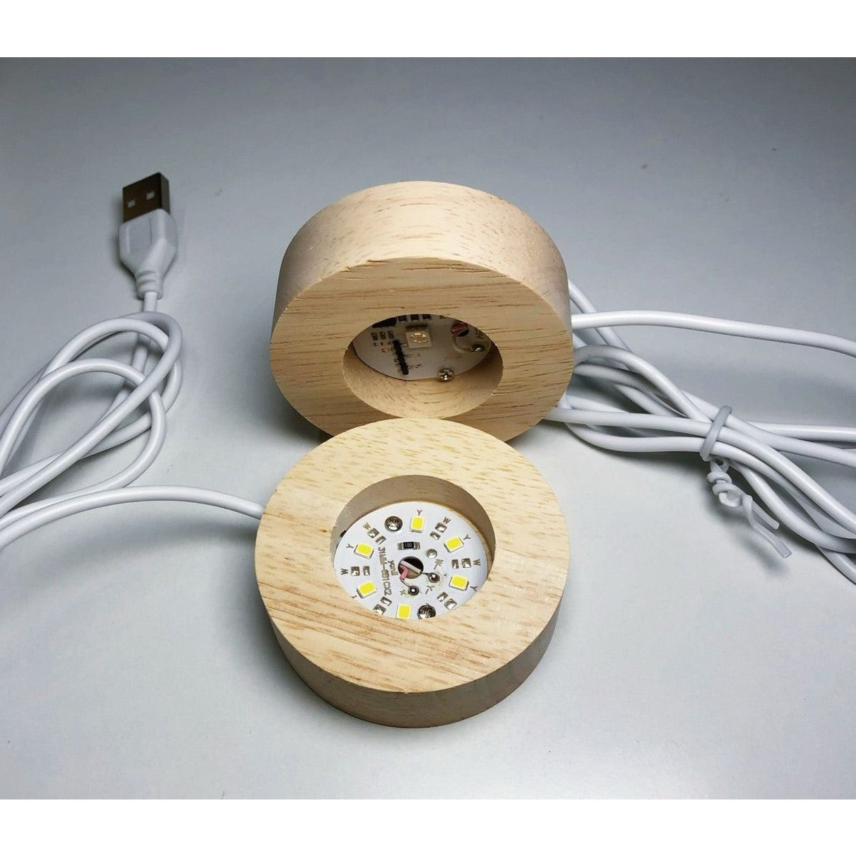 Lampa LED Decorativa, Flippy, Bila de Cristal cu Diametru 6cm, Model Inima 3D, Alimentare USB, Suport din Lemn, Lumina Alb Cald-4