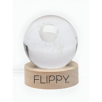 Lampa LED Decorativa, Flippy, cu Bila de Cristal cu Diametru 6cm, Model Astronaut pe Scara catre Luna 3D, Alimentare USB, Suport din Lemn, Lumina Alb Cald-4