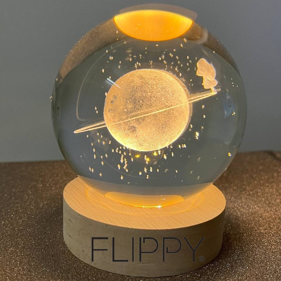 Lampa LED Decorativa, Flippy, cu Bila de Cristal cu Diametru 6cm, Model Cer Instelat 3D, Alimentare USB, Suport din Lemn, Lumina Alb Cald-3