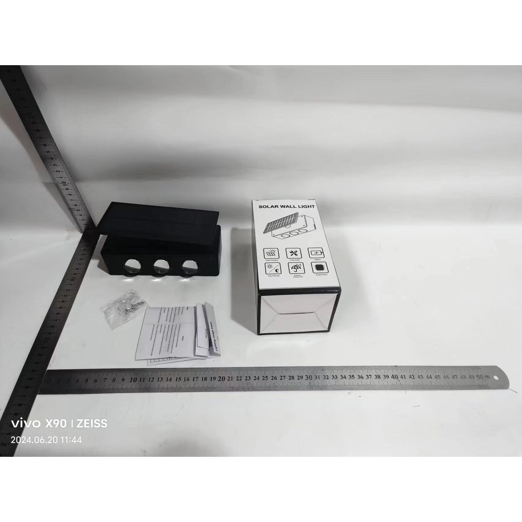 Lampa solara LED bidirectionala Flippy, cu panou ajustabil, comutator culoare lumina, pentru perete, scari, gradina, terasa, 16 x 6.5 cm, 6 LED-uri, material ABS, baterie 3.7 V, 1200mah, multicolor-6