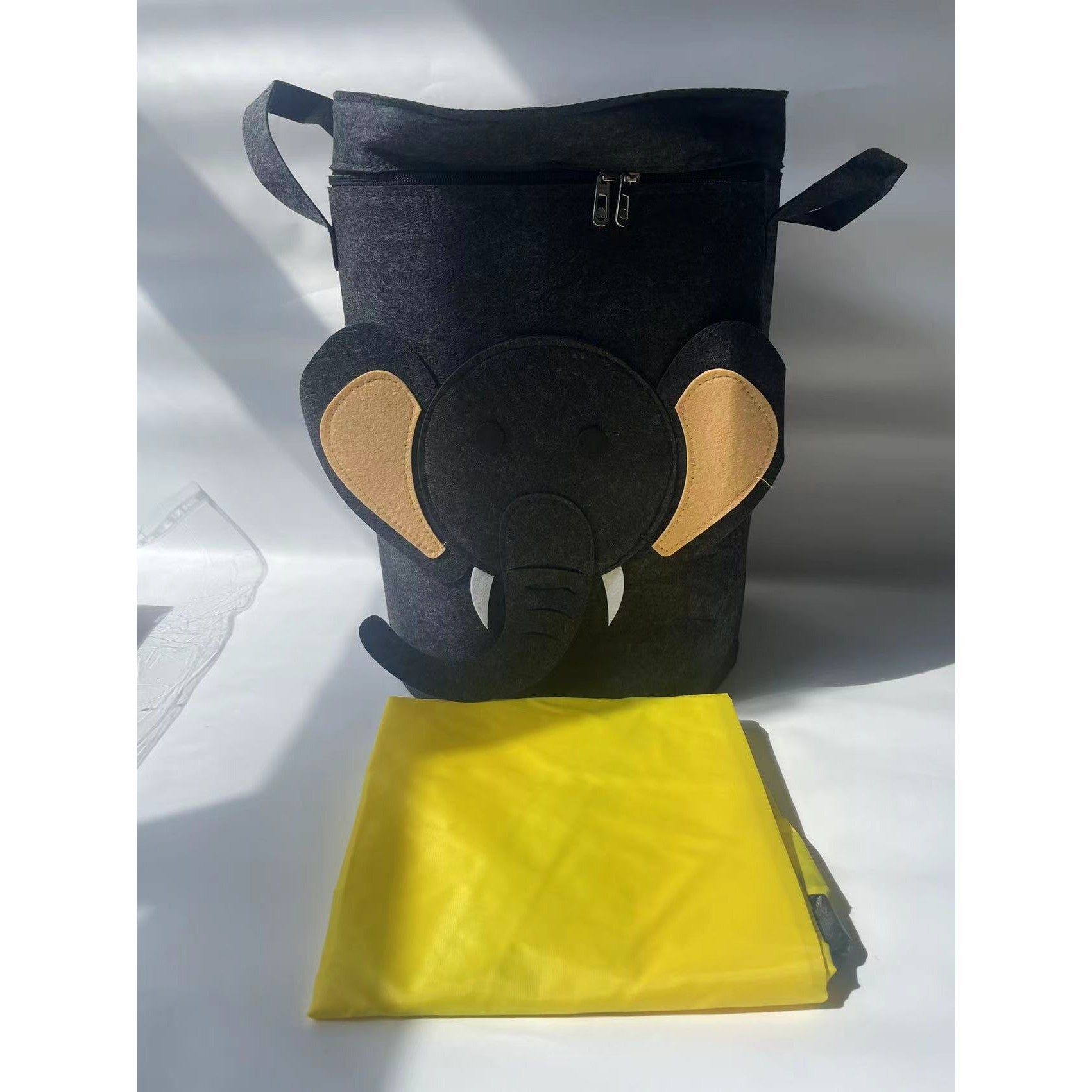 Cutie de Depozitare 2In1, Flippy, Impermeabila, Covor pentru Jucarii si Lego 150cm, Capacitate Mare, cu Manere, cu Sfori, Inaltime 40cm, Model Elefan, Gri-1
