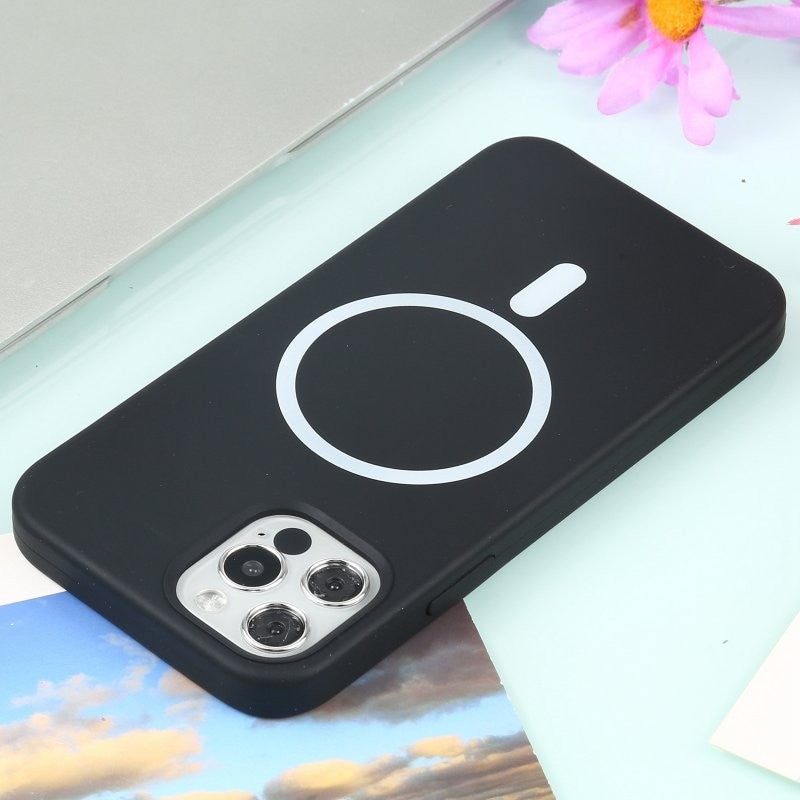 Husa MagSafe liquid large hole magnetic shell pentru Apple iPhone 14, Full Cover, Liquid Silicone, Magnetica, Incarcare Wireless, Flippy, Negru-2