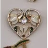 Martisor Brosa Mica in Cutie, Dimensiune Brosa 2.5-3 cm, Material Metal, Model Inima din Ghiocei-0
