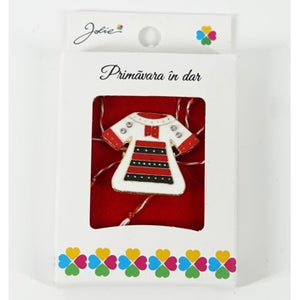 Martisor Brosa Mica in Cutie, Dimensiune Brosa 2.5-3 cm, Material Metal, Model Rochie Traditionala-0