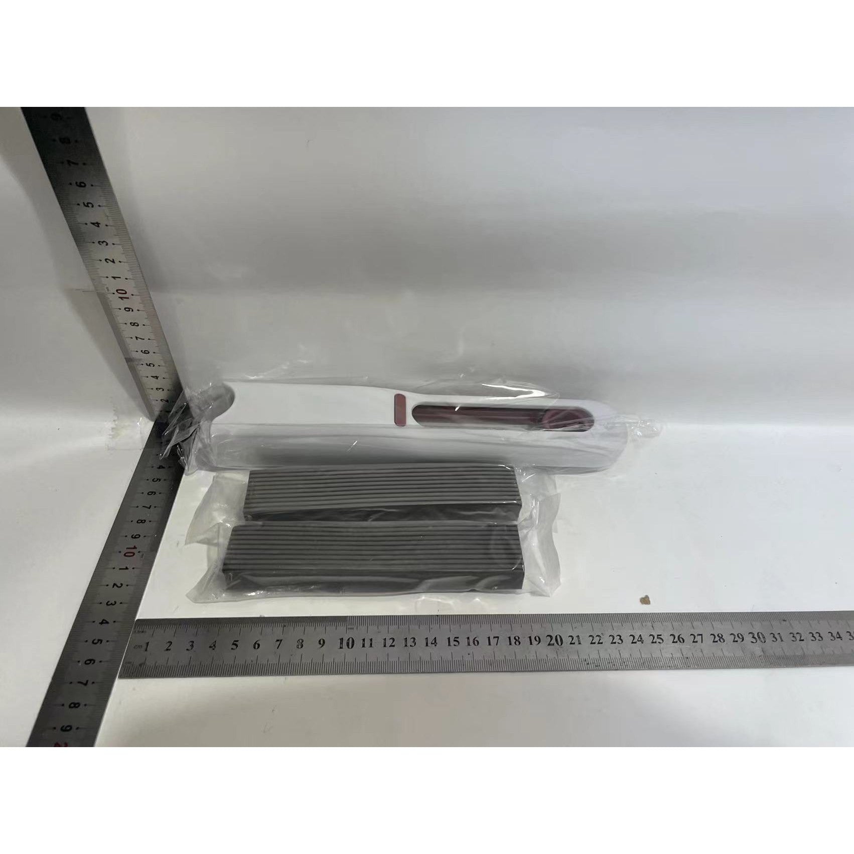 Mop de mână Flippy, mini portabil, cu sistem de stoarcere, dispozitiv de curățare manuală, cu burete absorbant, material PVA, suprafețe și ferestre multiple, 29,5 x 15,5 cm, alb Culoare: Patentat [mop mic + 2 PU care nu se întăresc niciodată Mia-1