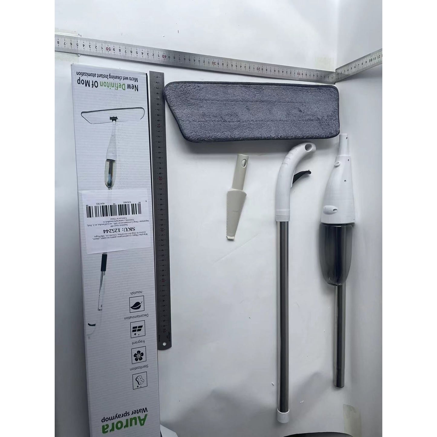 Mop plat, Flippy, cu pulverizator, pentru uz casnic, plastic, rezerva de mop din microfibra, 125x40 cm, Alb/Negru-6