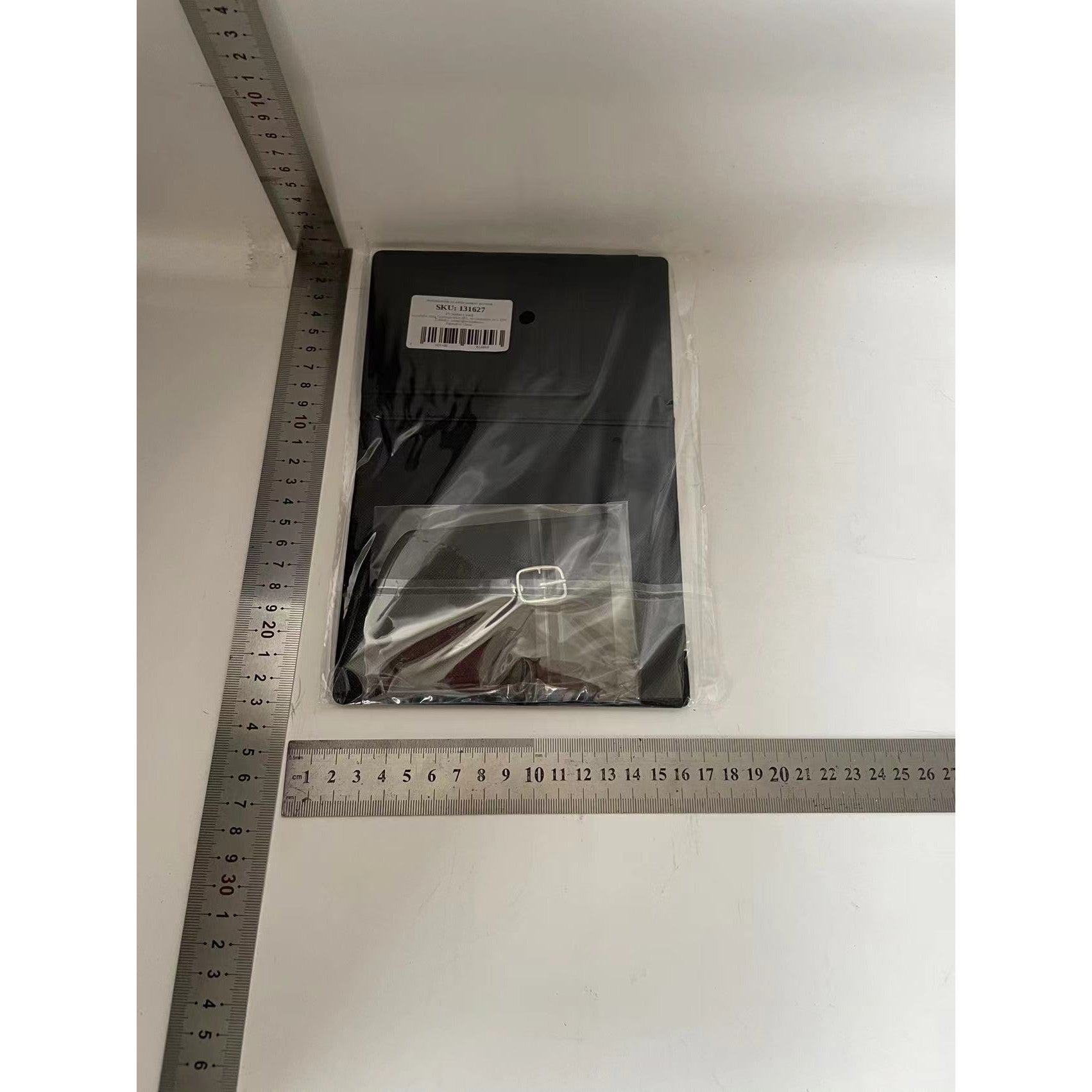 Portofel pentru Pasaport si Carduri, Flippy, 23x16 cm, 70g, din Piele PU, Suport Pix, Accesoriu Suport Eticheta, Unisex, Multifunctional, Negru-1