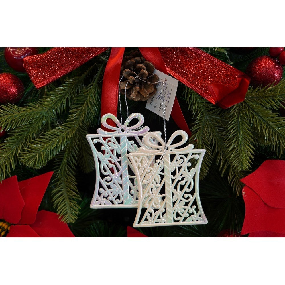 Ornament brad de Craciun, Perlat, in forma de Cadou, 9 cm x 11 cm, Plastic, Flippy-6