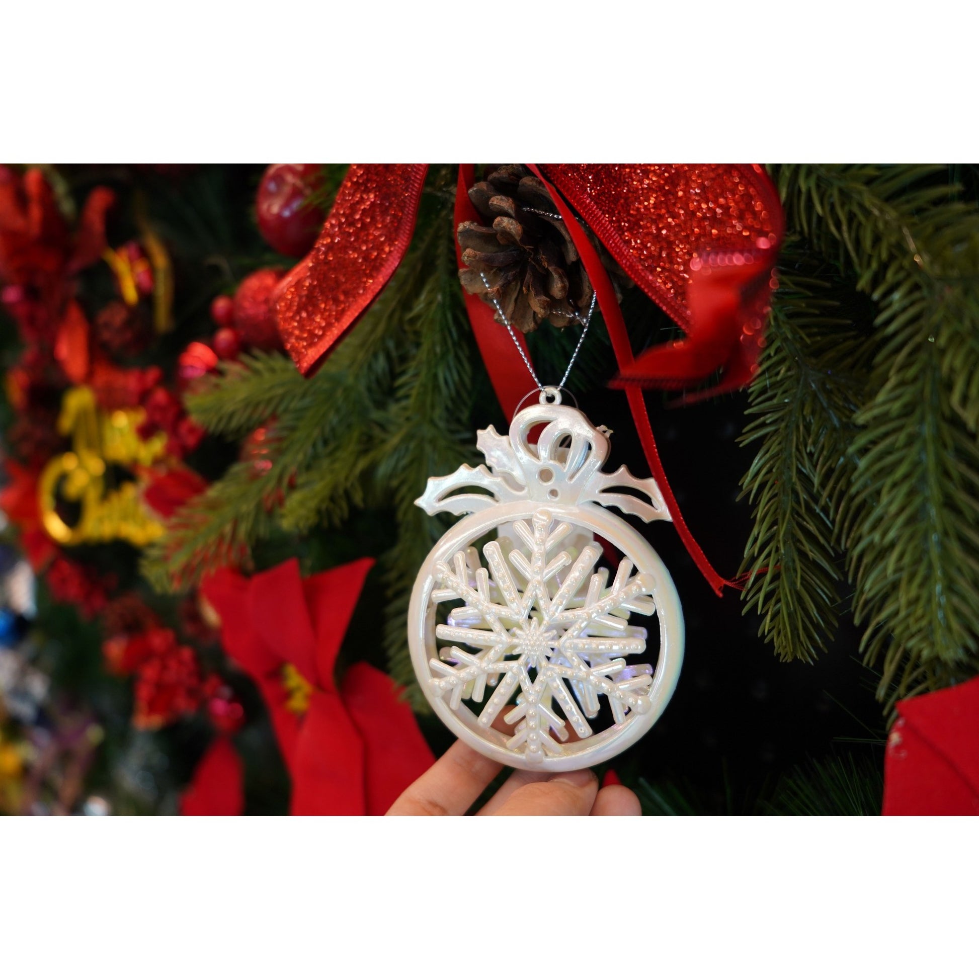 Ornament brad de Craciun, Perlat, Rotund, 8 cm x 11 cm, Plastic, Flippy-2