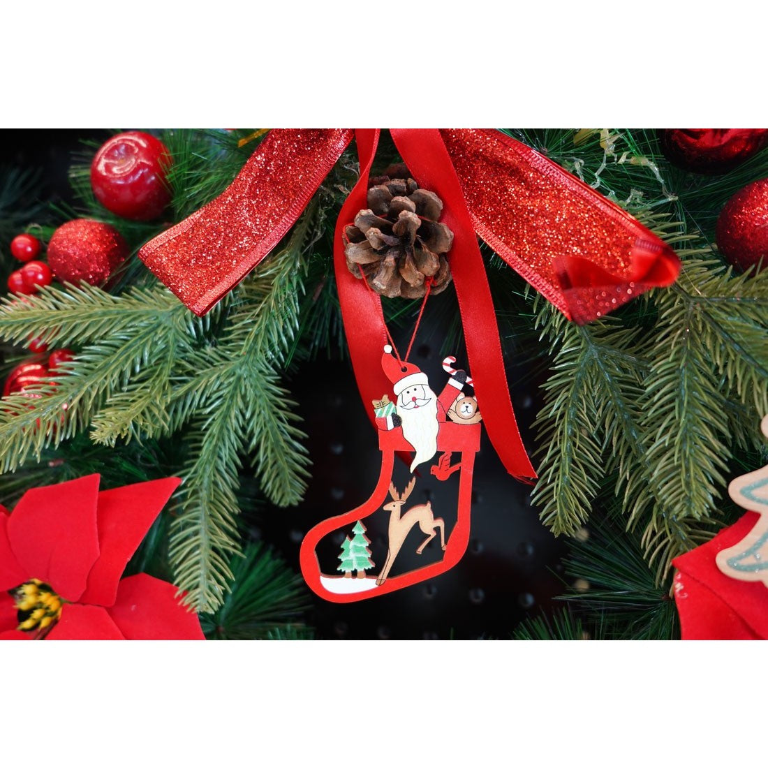 Ornament de brad Mos Craciun cu cerb, Flippy, multicolor, lemn, 10 cm-2