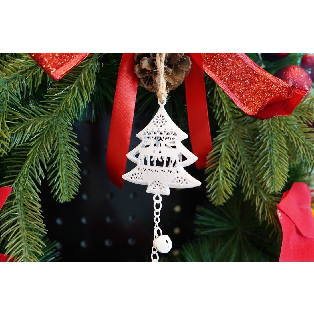 Ornament de brad trei pomi de craciun, Flippy, alb, metal, 30 cm-2
