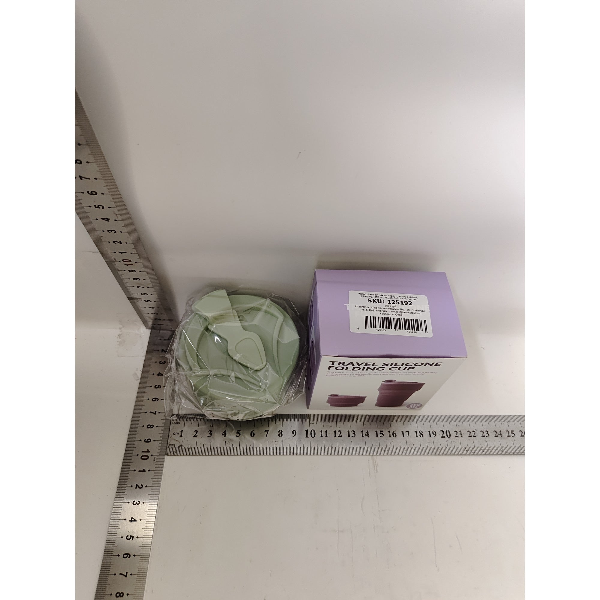 Pahar pliabil din silicon Flippy, pentru calatorii, camping, 350 ml,  8.2x6.3x9.1 cm, verde-9