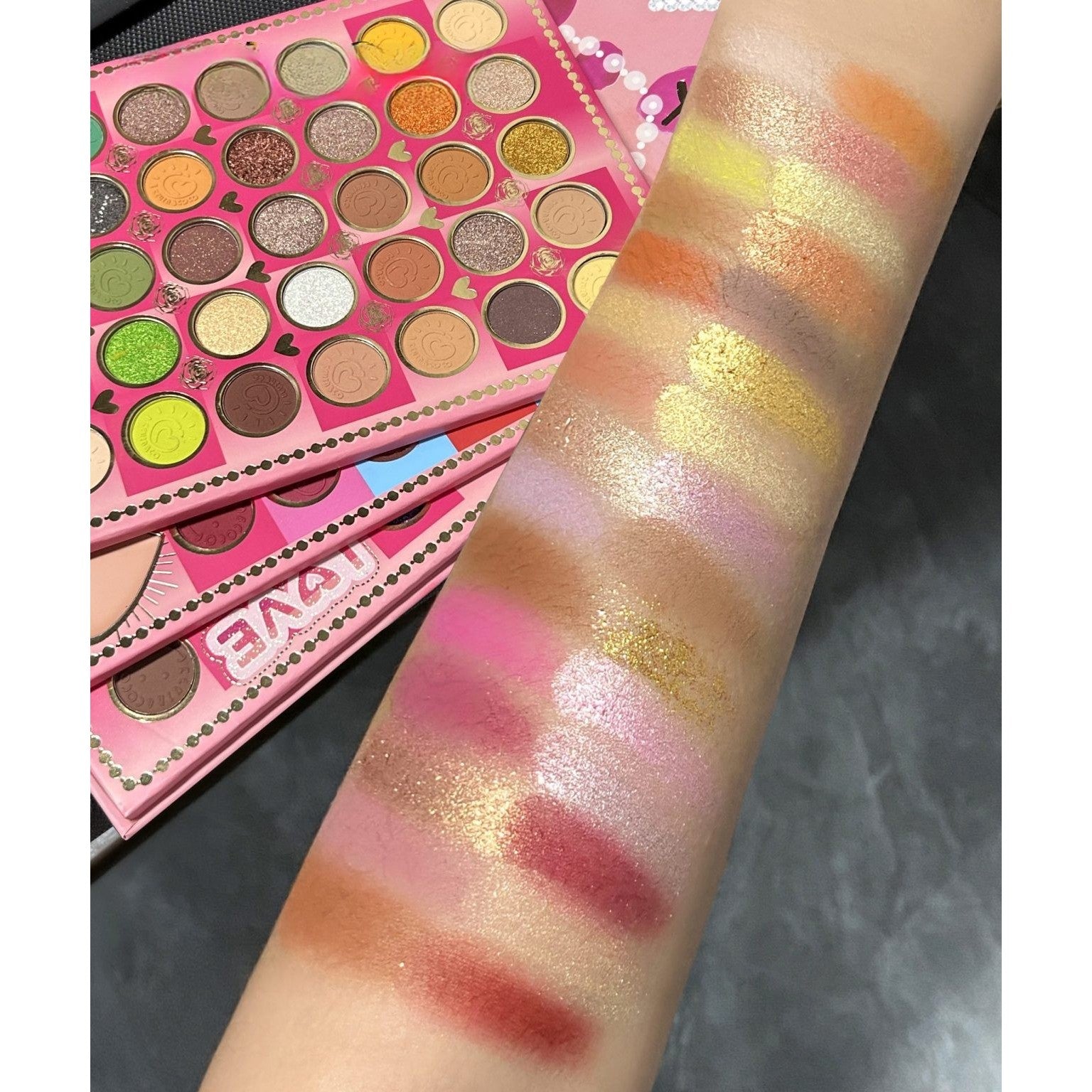 Trusa de Machiaj, KEVIN & COCO, Mean Girl Rose, Fard de Pleoape, Iluminator, Blush Cremos, 97 culori, 21 x 15.7 x 2.4 cm-8