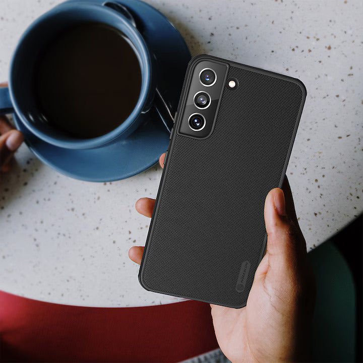 Husă Nillkin Super Frosted Pro pentru Samsung Galaxy S22 Plus – Negru