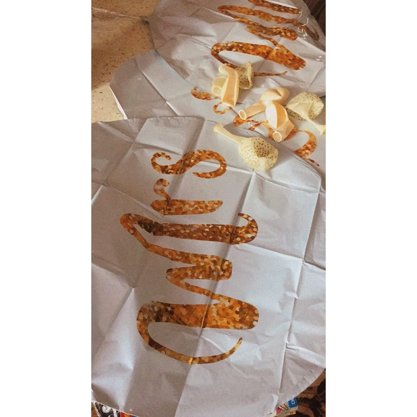 Set 12 Baloane din Folie Metalizata si din Latex, Flippy, Model Mr Mrs, Tema Nunta, Baloane Party cu Confetti, 45 cm, 30 cm, Pai inclus, Umflare cu Aer sau Heliu, Alb/Auriu-7