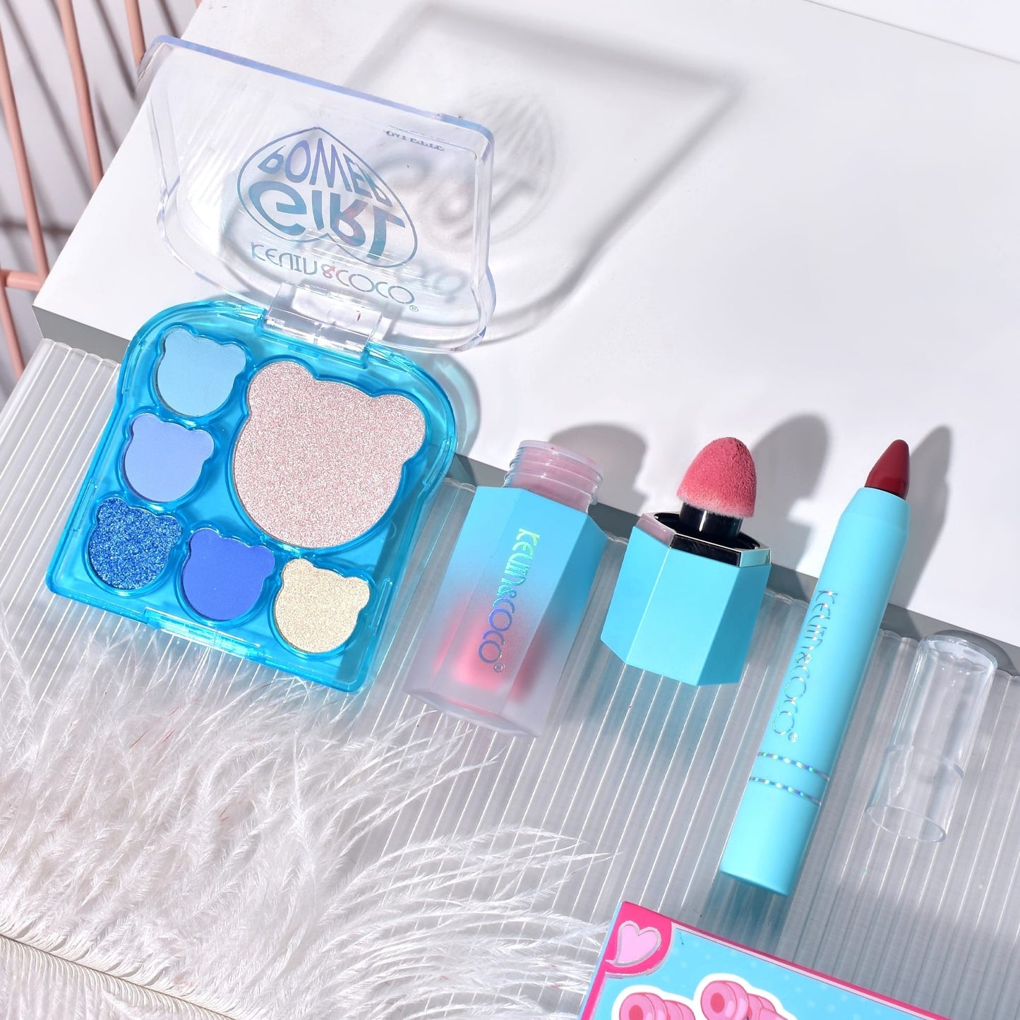 Set 3 Produse de Machiaj, KEVIN &amp; COCO, Ice Blue Bear, 6 culori, 15.5 x 13 x 3.4 cm-0