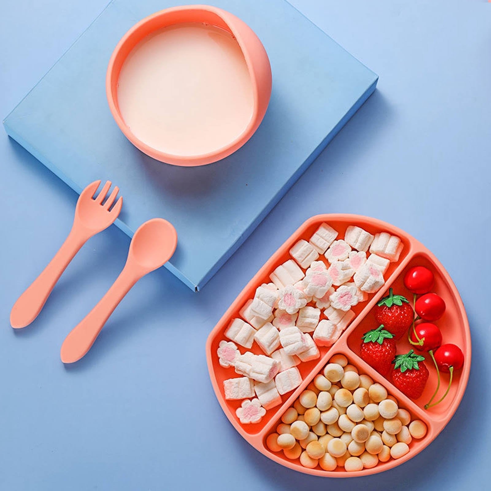 Set 5 piese diversificare bebelusi si copii din silicon Flippy, baveta, farfurie compartimentata cu ventuza, bol cu ventuza, tacamuri, fara alergeni, roz-1