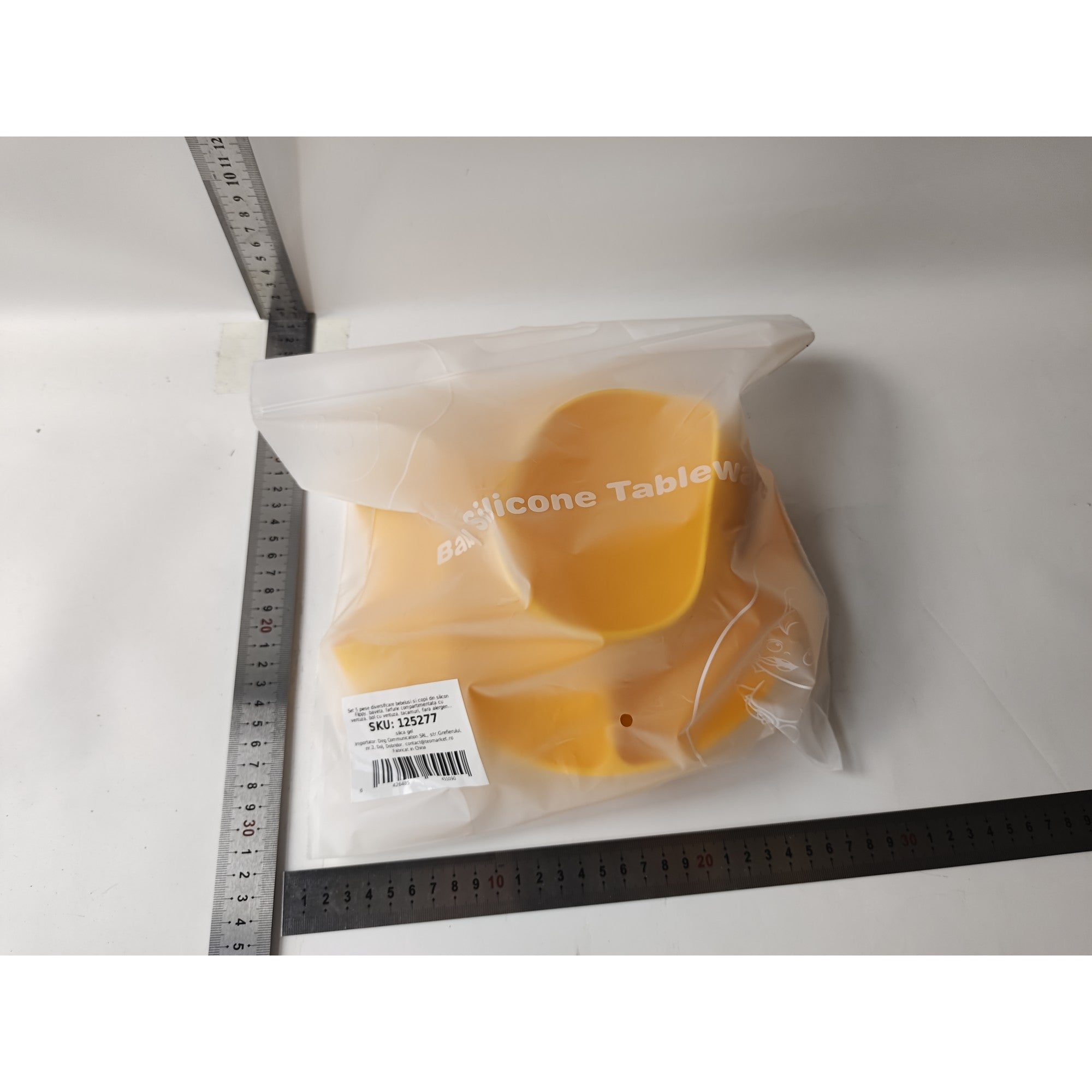 Set 5 piese diversificare bebelusi si copii din silicon Flippy, baveta, farfurie compartimentata cu ventuza, bol cu ventuza, tacamuri, fara alergeni, galben-4