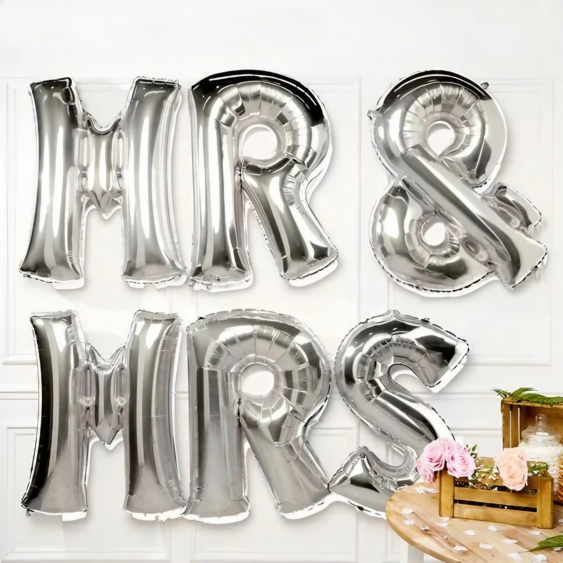 Set Baloane din Folie Metalizata, Flippy, Figurine Litere, Model MR&MRS, Tema Nunta, 40 cm, Baloane Party, Ambalaj Individual, Pai inclus, Umflare cu Aer sau Heliu, Argintiu-1