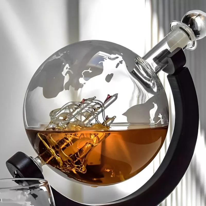 Set Cadou Decantor Glob cu Două Pahare Deluxe pentru Whiskey