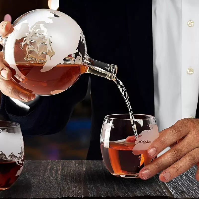 Set Cadou Decantor Glob cu Două Pahare Deluxe pentru Whiskey