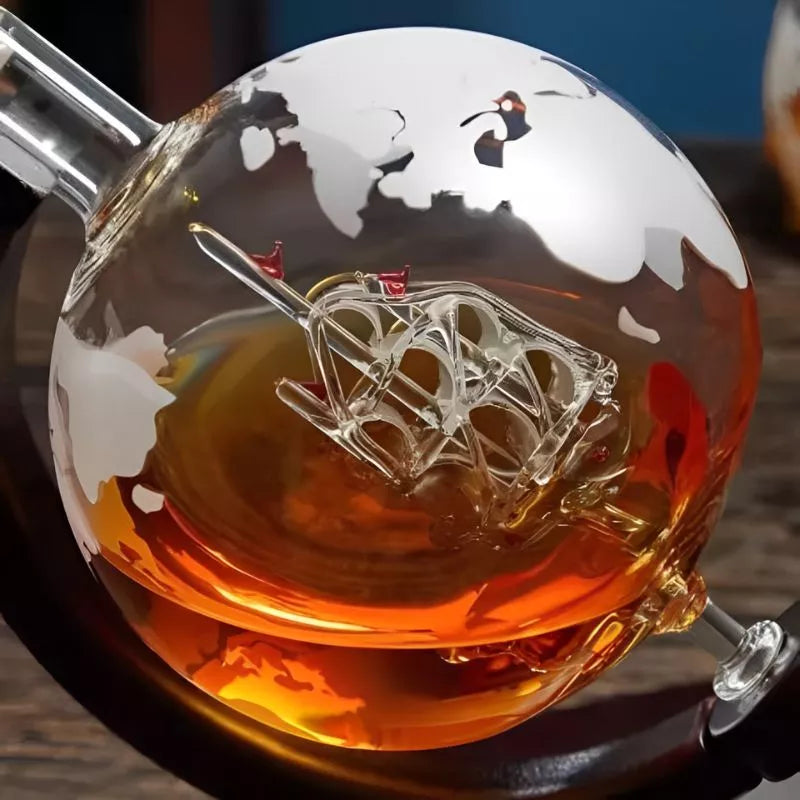 Set Cadou Decantor Glob cu Două Pahare Deluxe pentru Whiskey