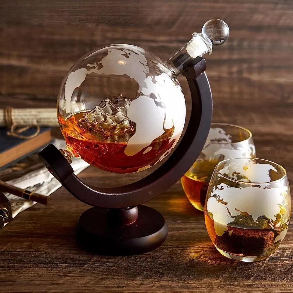 Set Cadou Decantor Glob cu Două Pahare Deluxe pentru Whiskey