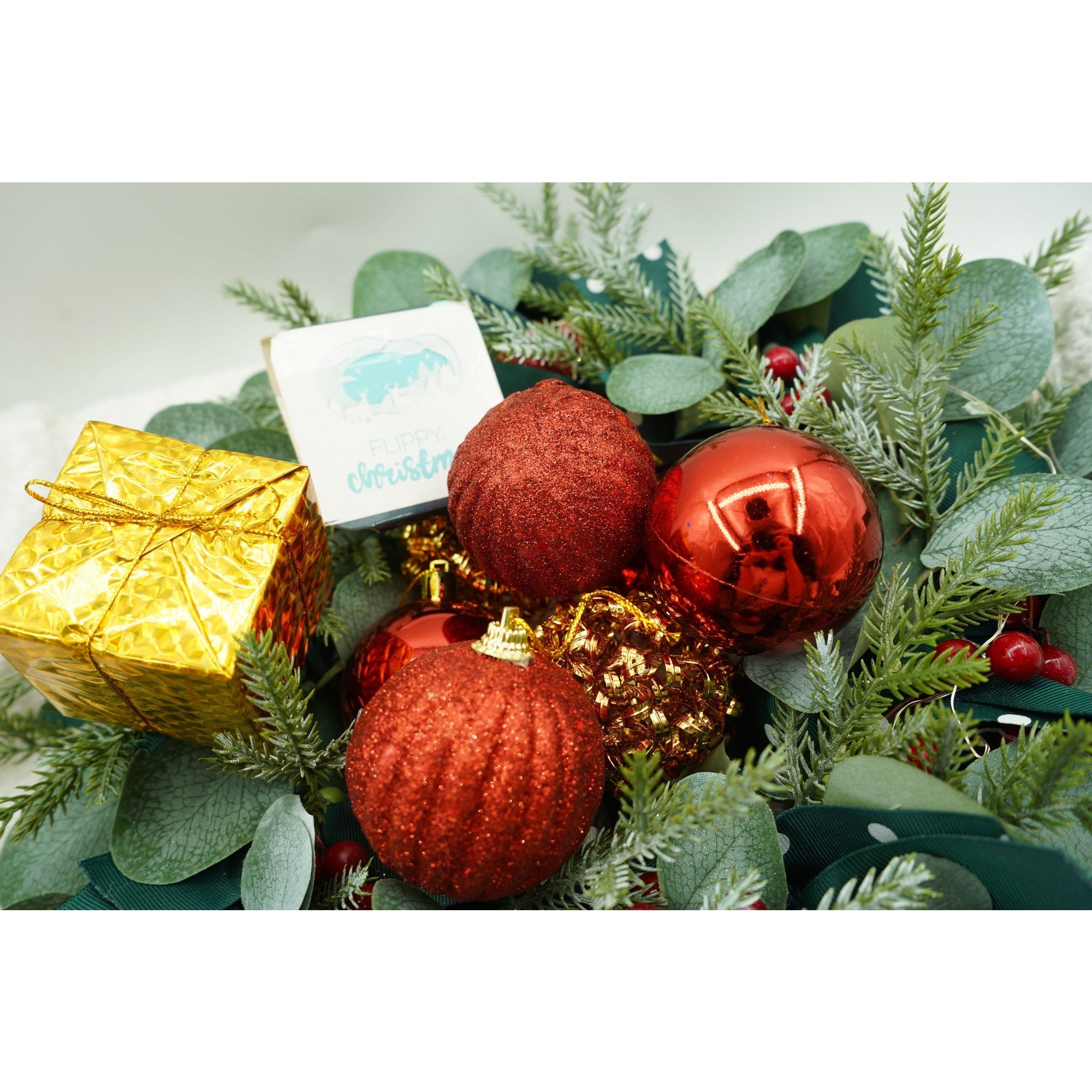 Set de 20 ornamente de brad, Flippy, de tip Glob, Rosu/ Auriu, din polistiren, cu finisaj sclipitor , cutie  6  cm adancime x 29  cm lungime x 24  cm inaltime-3