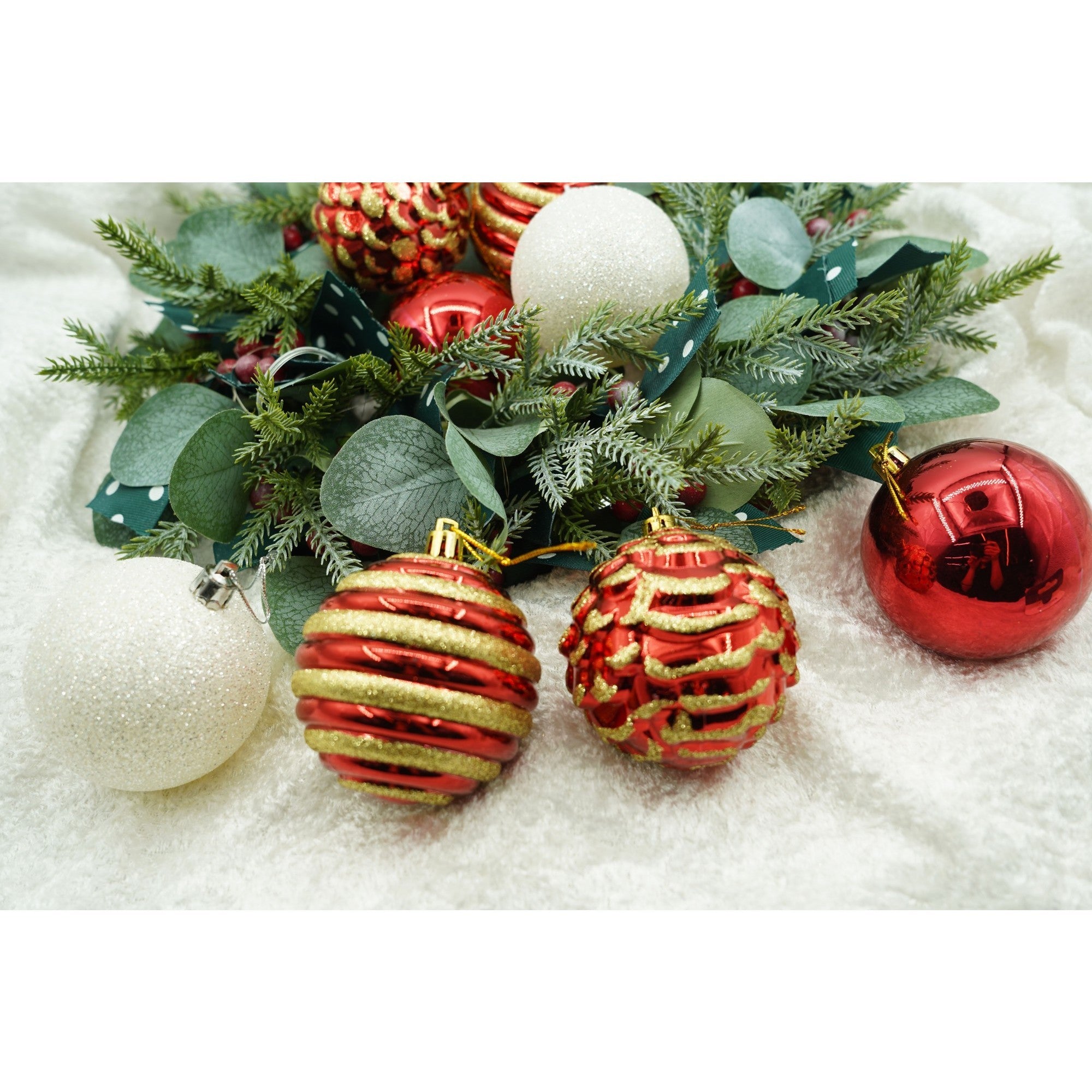 Set de 24 ornamente de brad, Flippy, de tip Glob, Alb/ Rosu, cu ø de 7 cm, din plastic, cu finisaj sclipitor , cutie  16  cm lungime x 36  cm inaltime x 16  cm adancime, Resigilat-8