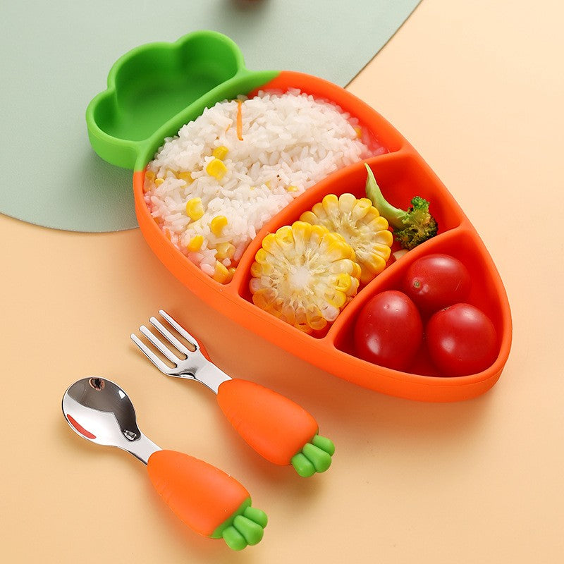 Set diversificare bebelusi Flippy, din silicon, 23.5 x 12.5 cm, 1 farfurie compartimentata in forma de morcov, lingurita si furculita, pai, perie pai, fara alergeni, ventuza fixare,  forma creativa,  portocaliu-4