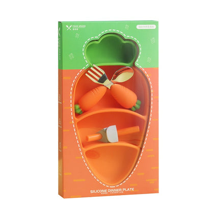 Set diversificare bebelusi Flippy, din silicon, 23.5 x 12.5 cm, 1 farfurie compartimentata in forma de morcov, lingurita si furculita, pai, perie pai, fara alergeni, ventuza fixare,  forma creativa,  portocaliu-0