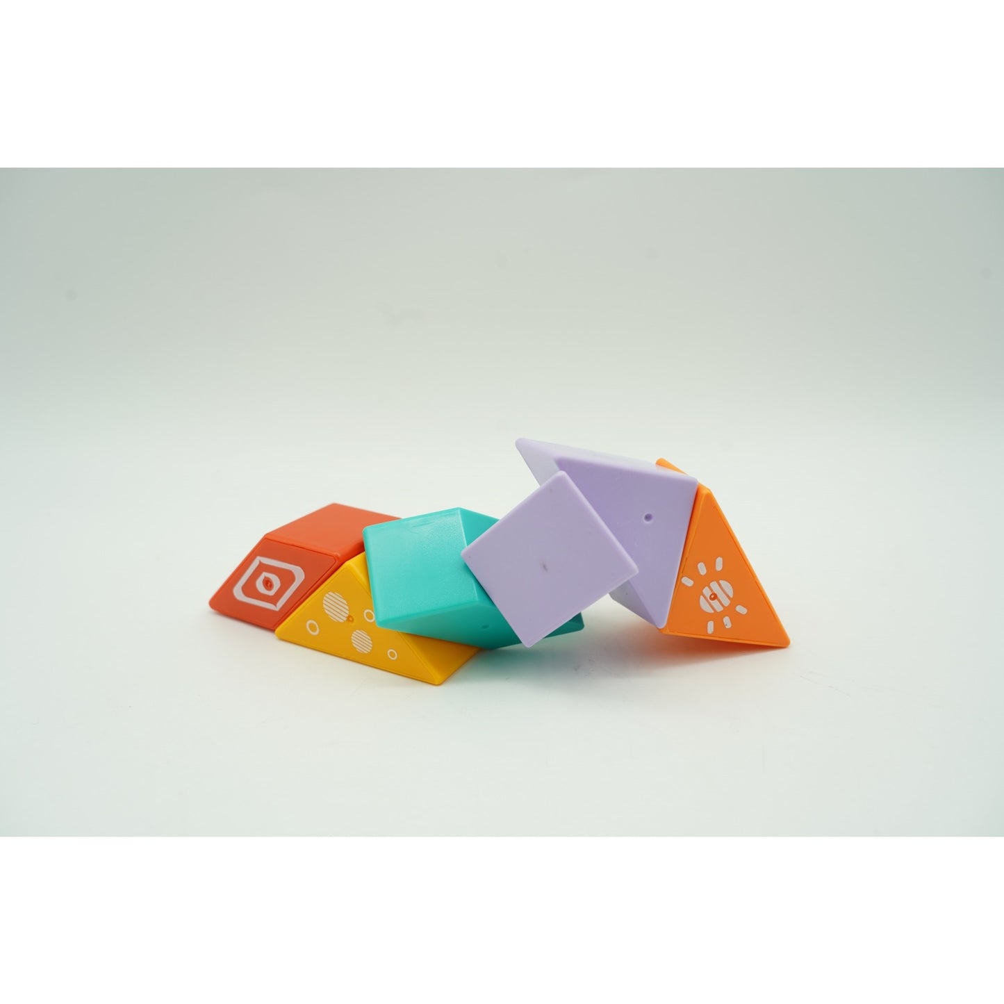 Set inteligent de constructie cu piese magnetice, Flippy, 6 piese, pentru copii, +3 ani, multicolor-3