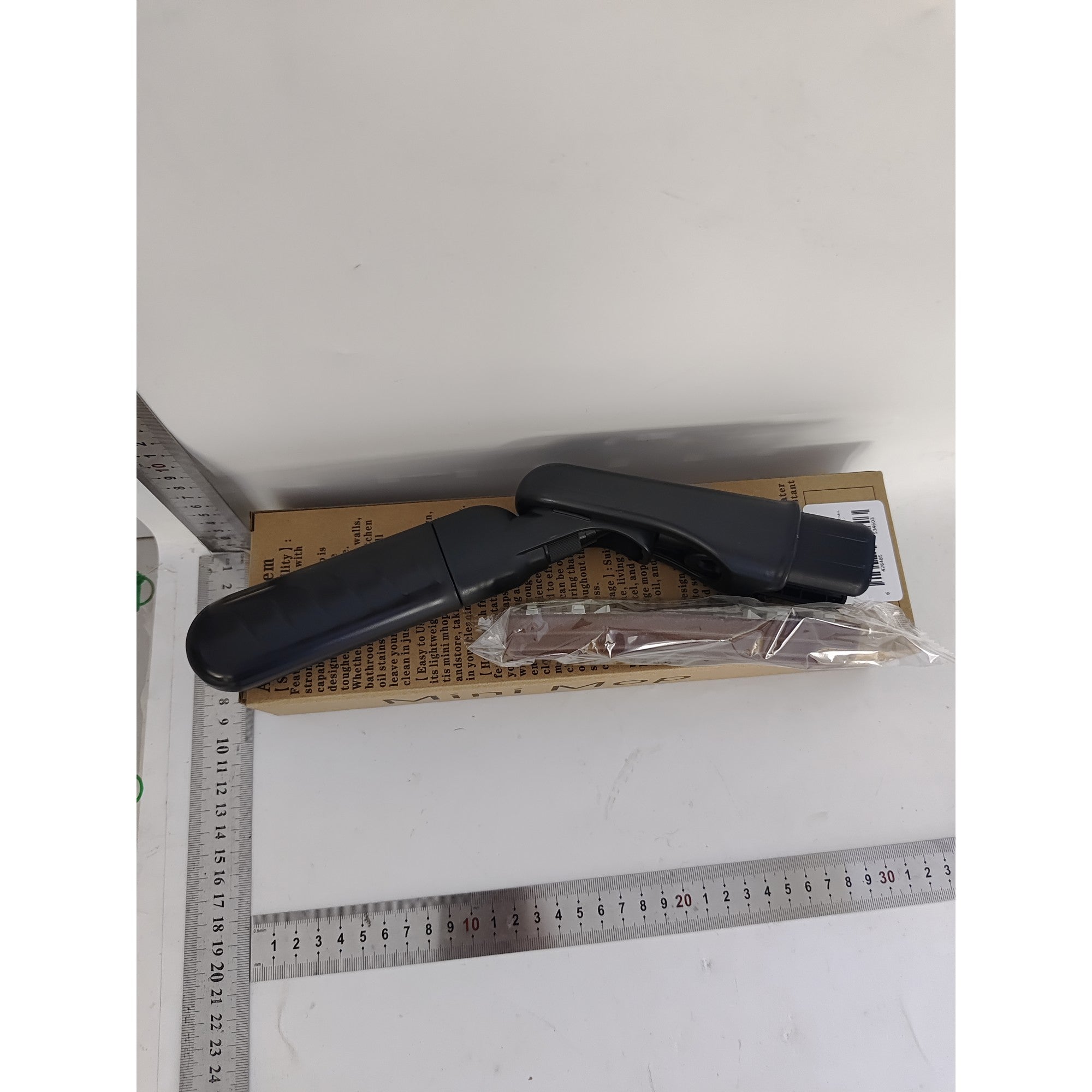 Set Mop Plat cu Pulverizare, Flippy, Recipient pentru Apa, Maner Scurt, Usor de Utilizat, Sistem de Stoarcere, 15.5x15.5x12.5 cm, Negru-1