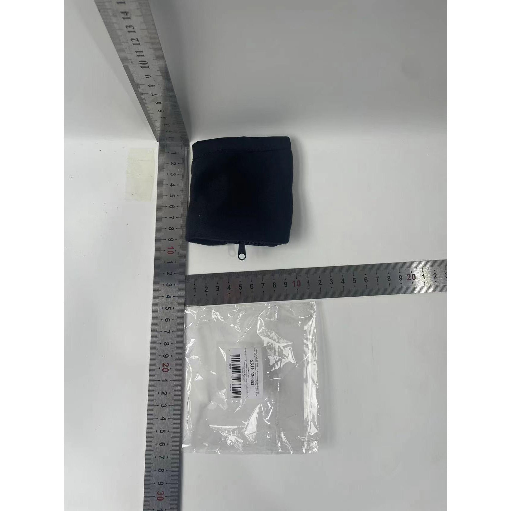 Banderola pentru Încheietura Mainii, Flippy, Suport Carduri si Chei, Multifunctional, cu Fermoar, Impermeabil, Confortabil, Negru-4