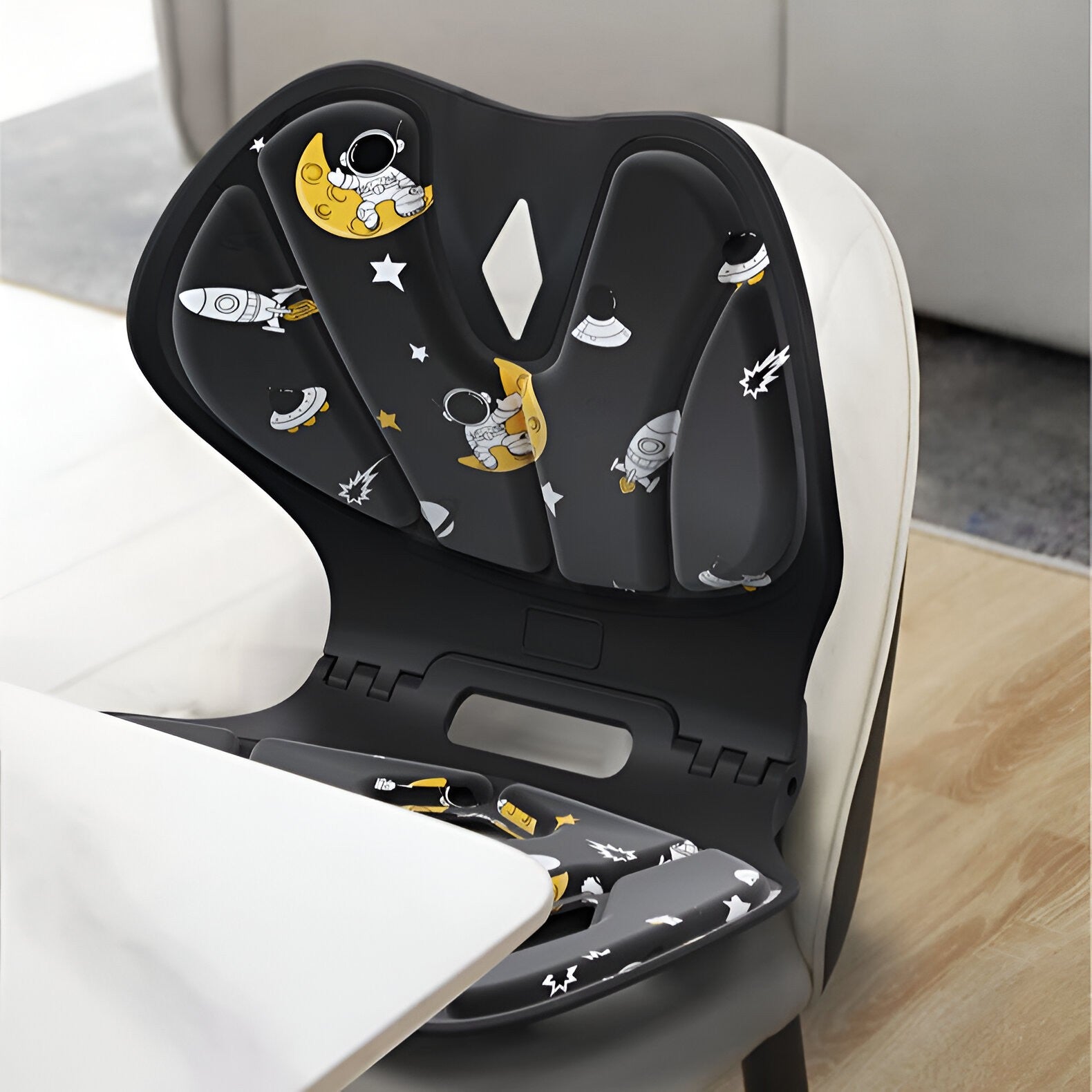 Suport pentru Scaun, Flippy, pentru Corectarea Posturii, Portabil, Pliabil, Ergonomic, Ameliorare Durere, Respirabil, 35x32x30 cm, Marime L, Model Rachete, Negru-7
