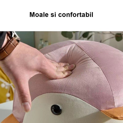 Taburet Pentru Copii, Flippy, Cadru din Lemn Masiv, 25 x 29 x 29 cm, Perna de Burete Elastica si Maner de Transport, in Forma de Pinguin, Roz-2