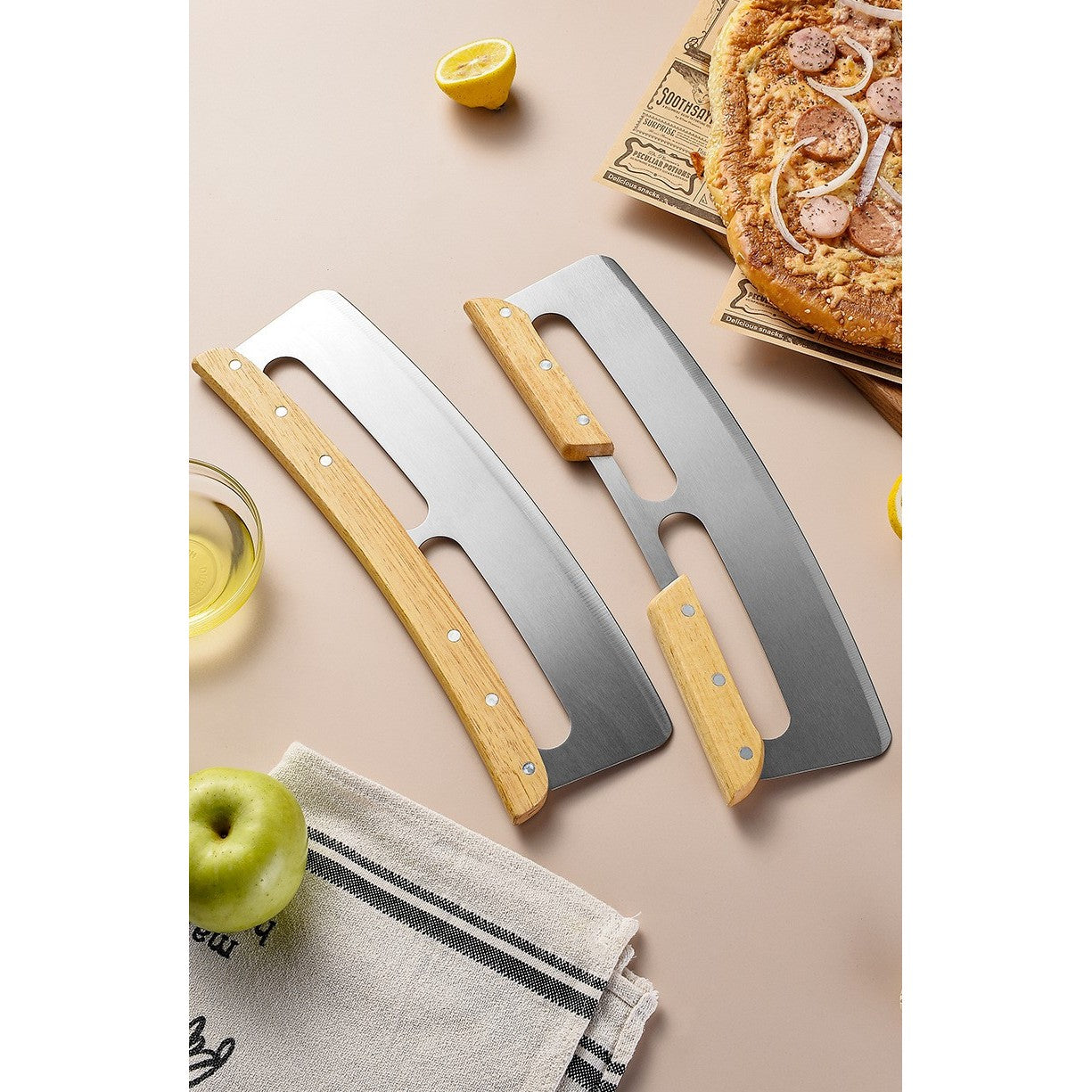 Taietor Feliator de Pizza, Flippy, din Otel Inoxidabil, cu Capac, Maner din Doua Bucatie, din Lemn, Antialunecare, Lama Neteda si Ascutita, 34x10 cm, Maro-3