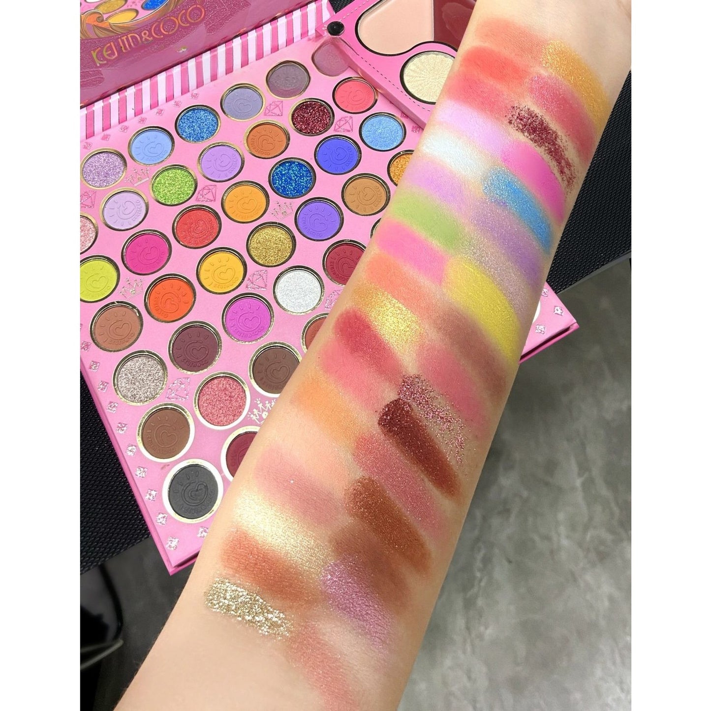 Trusa de Machiaj, KEVIN & COCO, Princess Palette. Fard de Pleoape, Iluminator, Corector, Ruj, 79 culori, 19.7 x 20 x 2 cm-8
