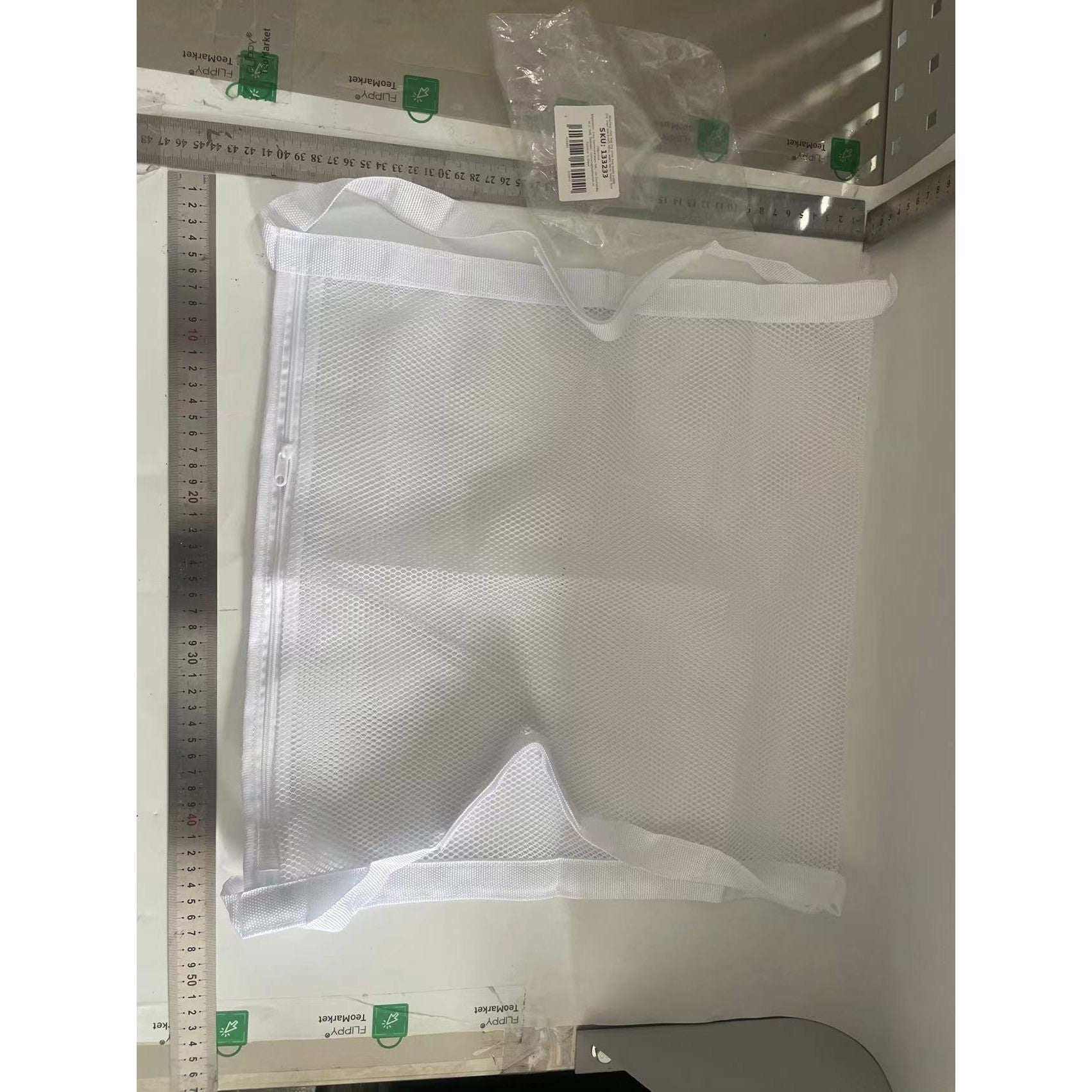 Sac pentru Spalare Incaltaminte, Flippy, Dimensiuni Mari, pentru Masina de Spalat, 40x40x1 cm, Alb-1