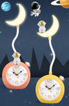Lampa de veghe cu ceas si alarma, luna si astronaut, multicolor